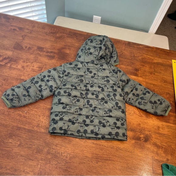Gap Disney Kids Mickey Mouse Green Jacket puffer size 4 - Picture 4 of 5